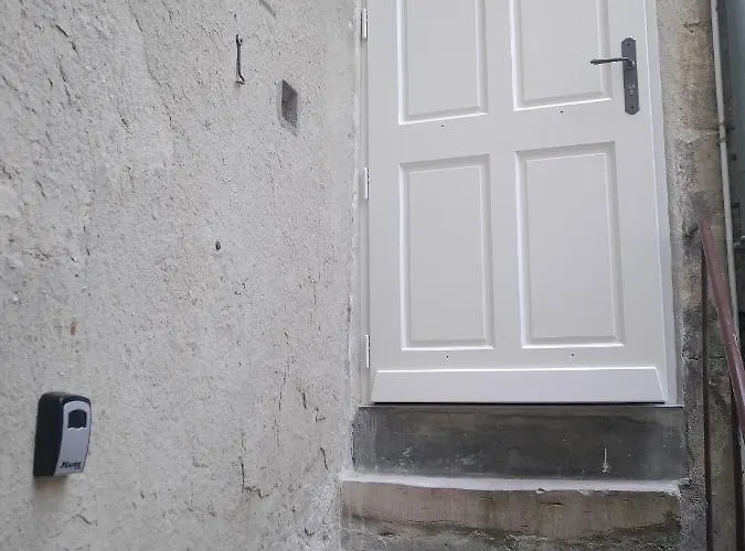 Suzon Idealement Situe Bayeux